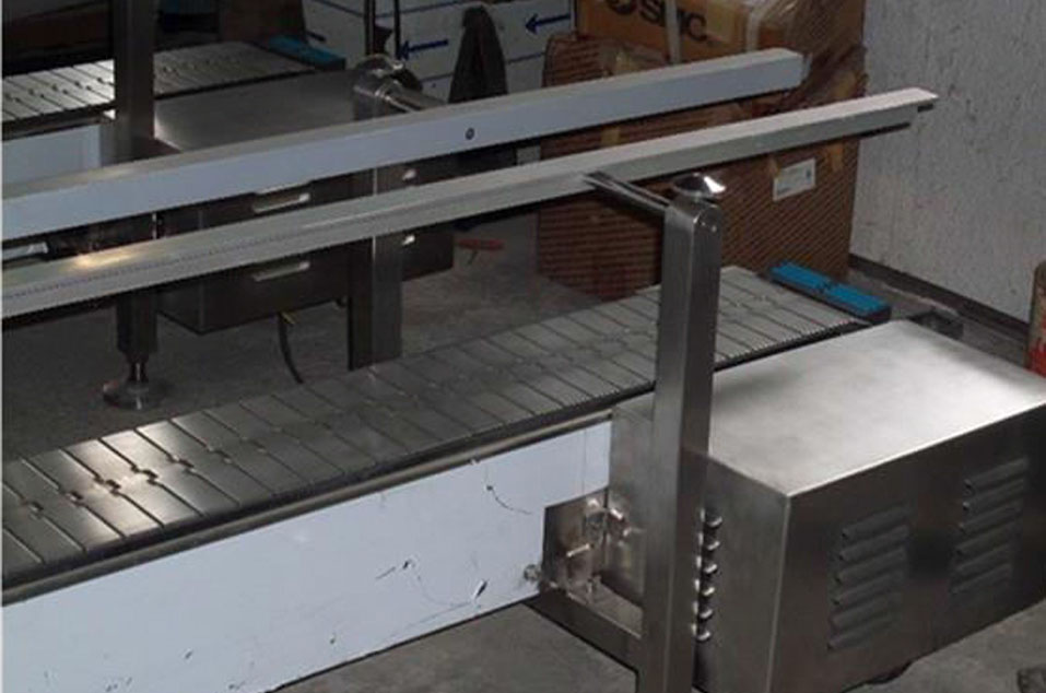 Slat Chain Conveyors Manufacturers in Maharashtra